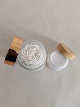 Load image into Gallery viewer, Apricot &amp; Orange Cream- To Moisturise &amp; Relieve Morning Dryness